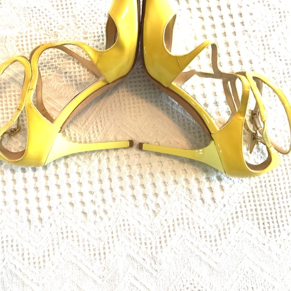 Jimmy Choo London women's shoes 4" heel yellow patent leather strappy size 38/8 - Picture 9 of 14